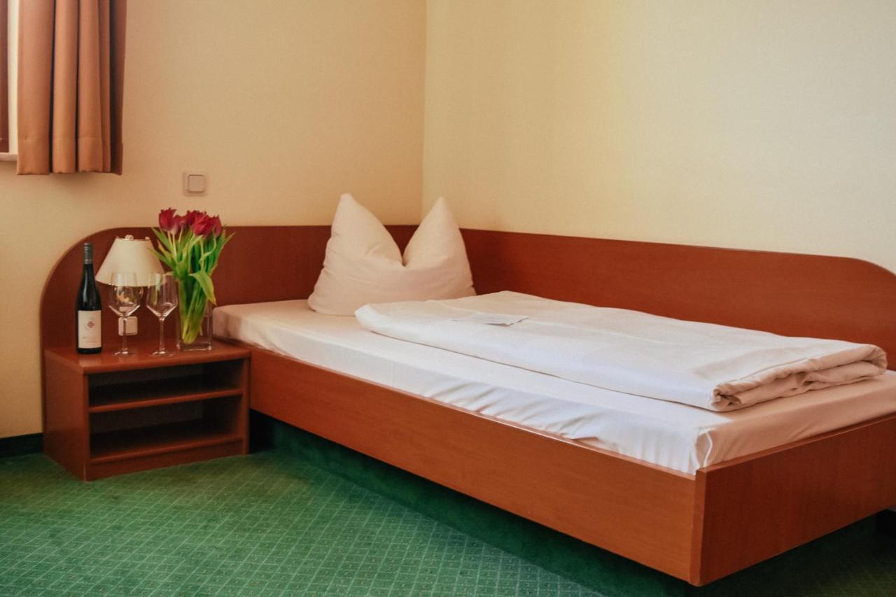Landhotel Δρέσδη Εξωτερικό φωτογραφία