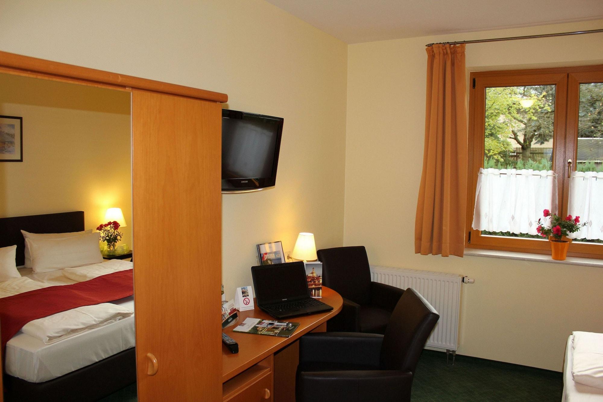 Landhotel Δρέσδη Εξωτερικό φωτογραφία