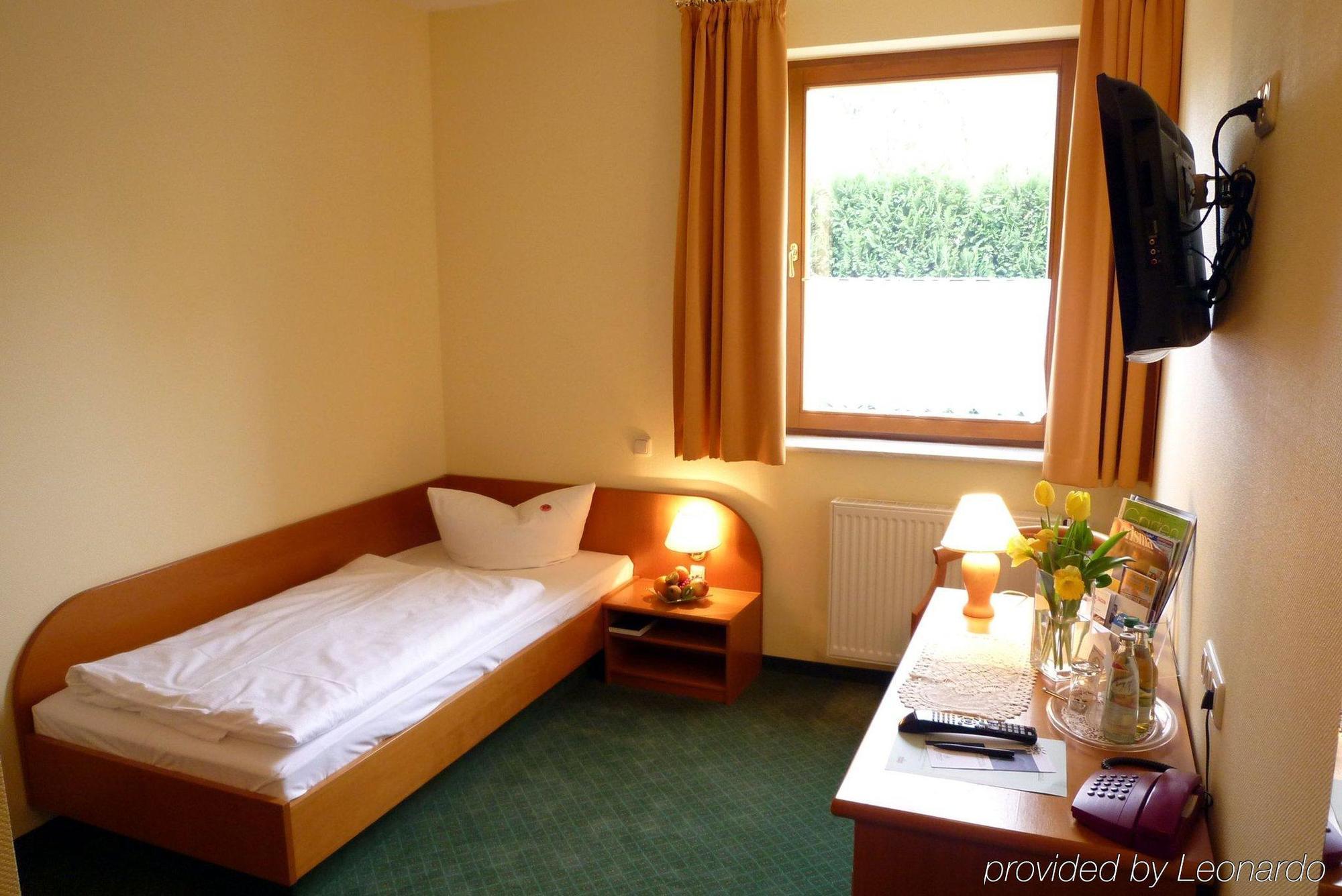 Landhotel Δρέσδη Εξωτερικό φωτογραφία